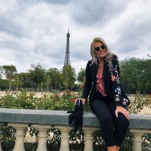 Meet your Posher, Emma